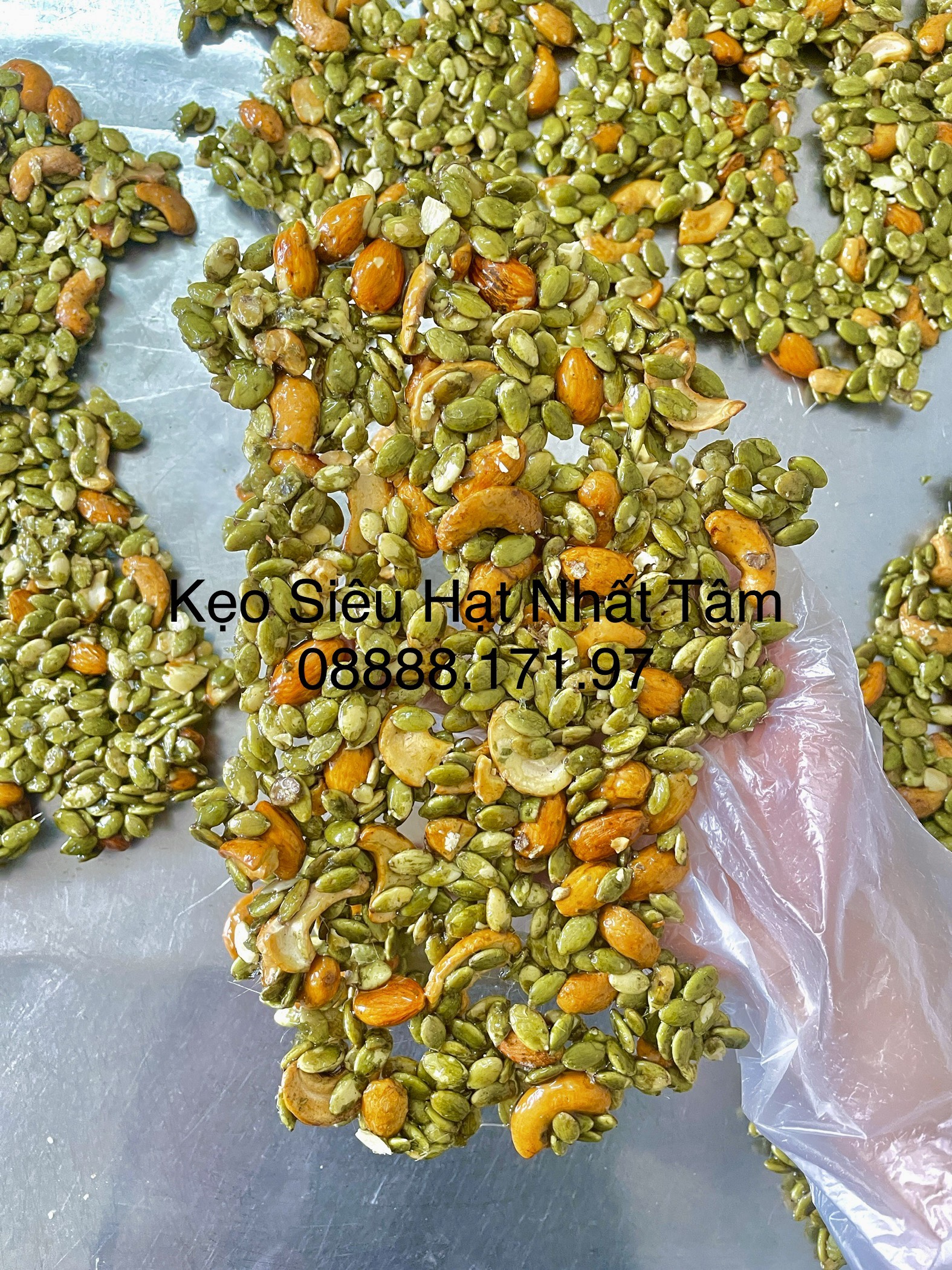 Kẹo siêu hạt nhất tâm