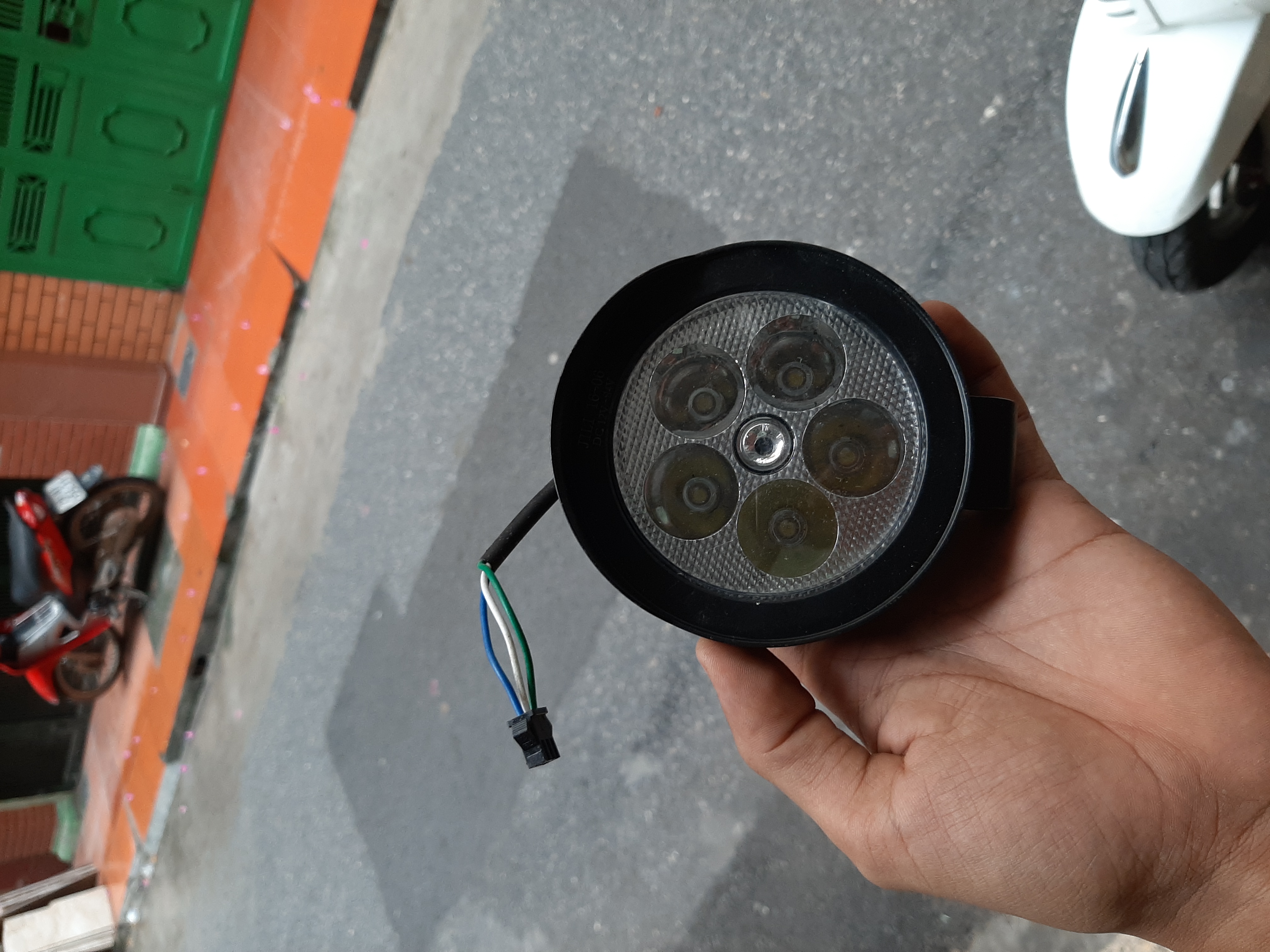 Đèn Led Siêu Sáng cho xe Máy - xe Ô Tô - xe Điện Hàng chất lượng