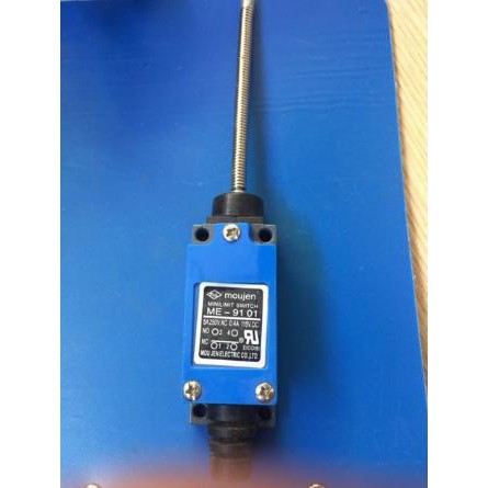 Công tắc hành trình me-9101