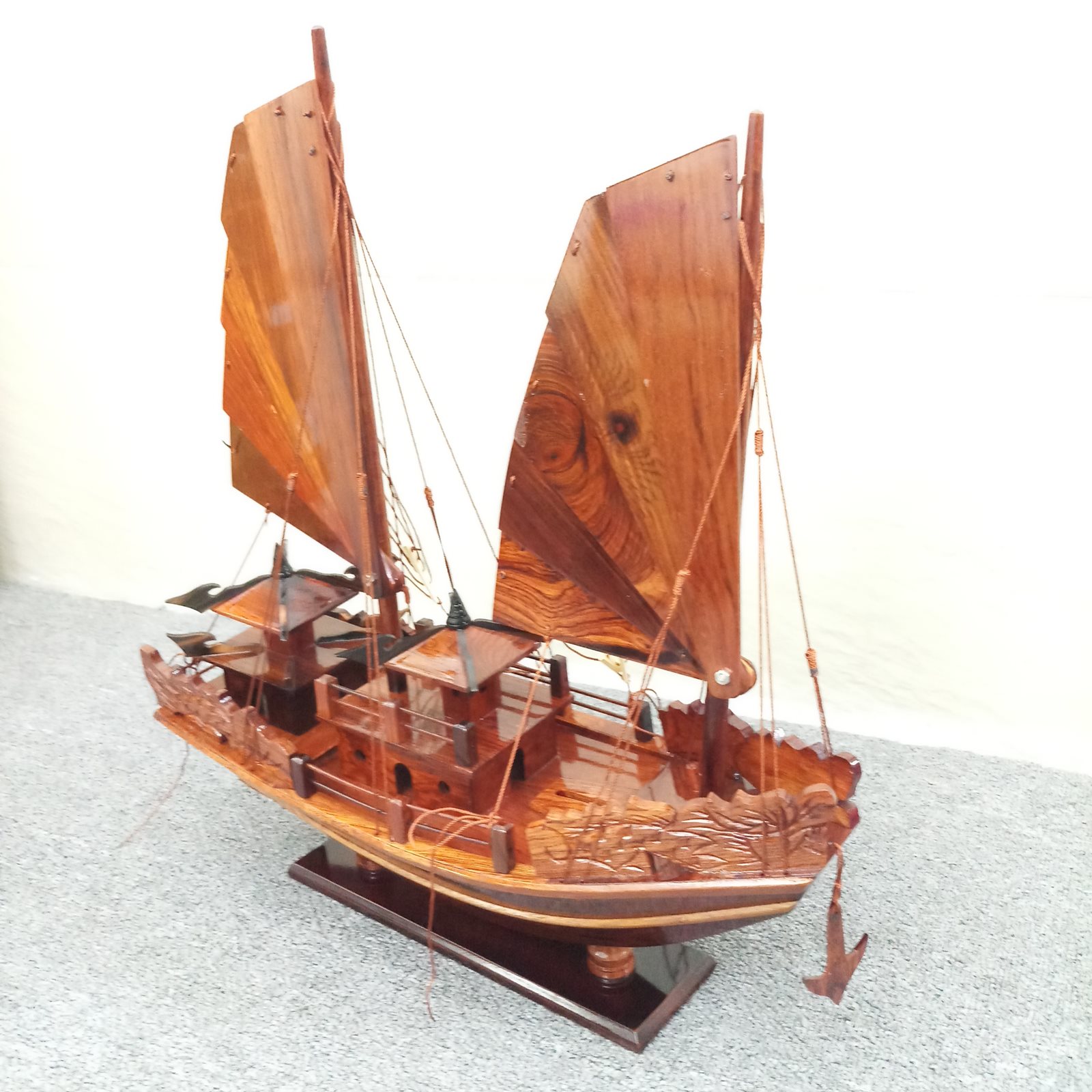 Mô hình thuyền buồm bằng gỗ làm quà tặng  Đồ trang trí nội thất