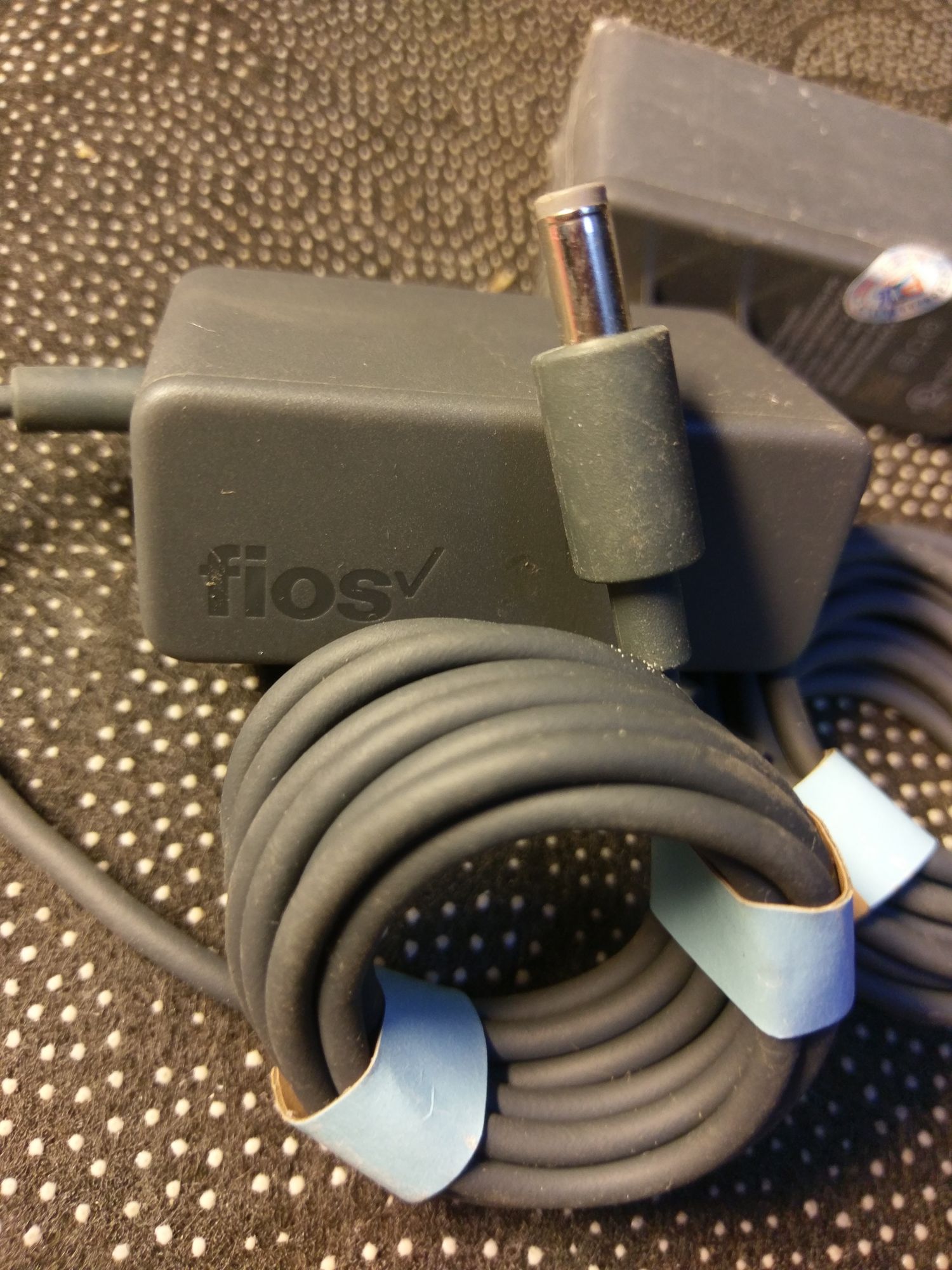 Nguồn Adaptor 12V-2A Fios - Delta chính hãng. Xuất USA