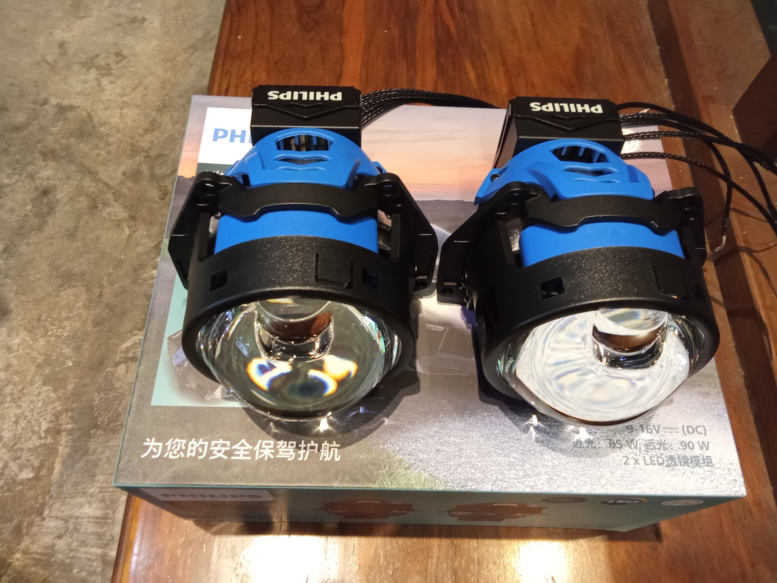 ĐÈN BI LED Philips Ultinon Drive 5000 (UP5001) ,Công suất cos 65w, pha 90w