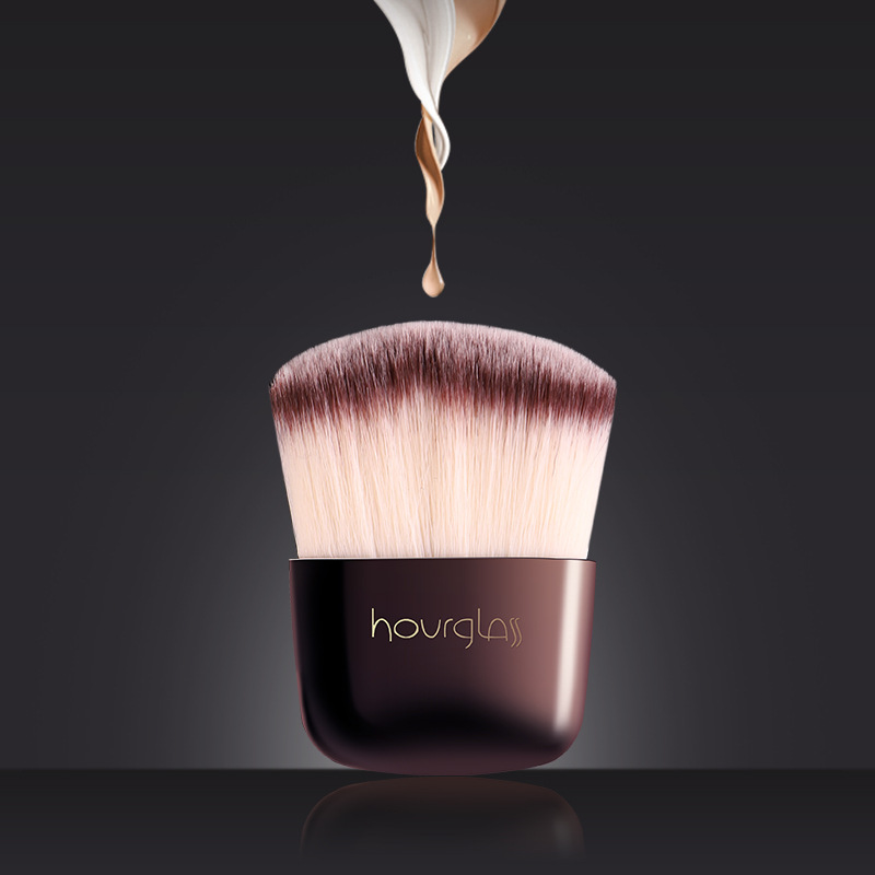 Cọ trang điểm ambient hourglass