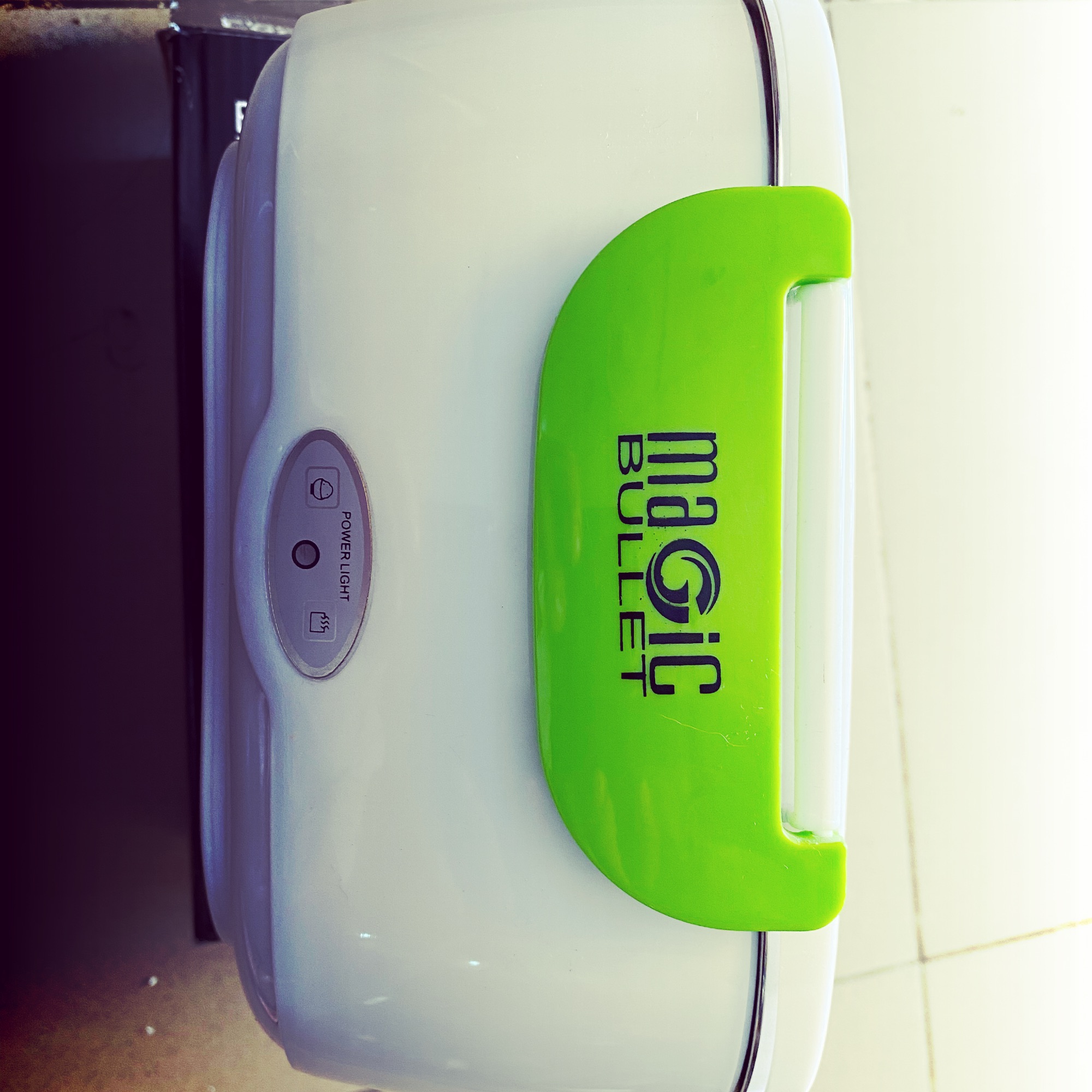 Hộp cơm giữ nhiệt magic Mi-40