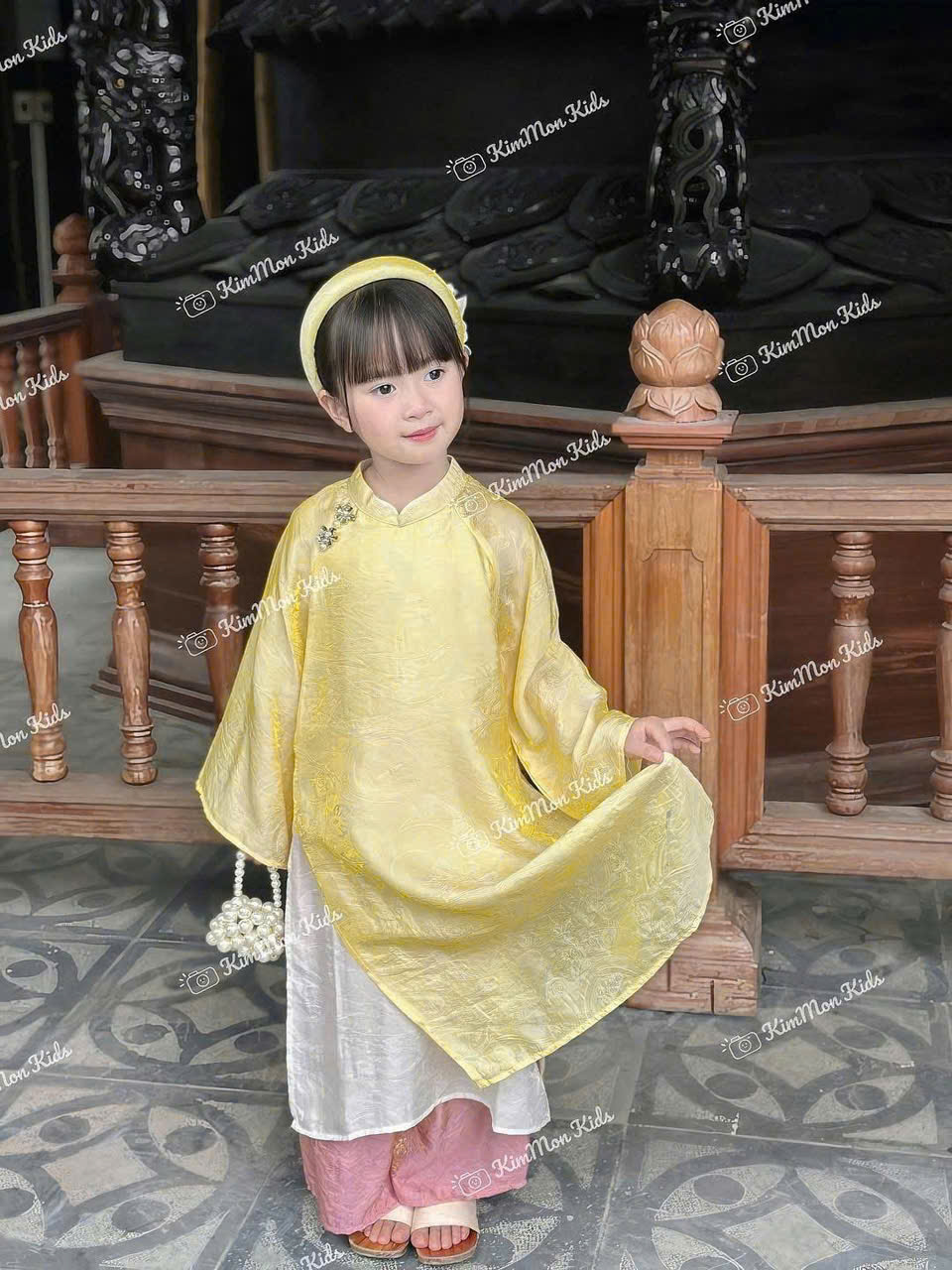 Áo dài cho bé gái 4 tà cách điệu KHÔNG MẤN, áo dài tết cho bé gái diện tết sz 10-40kg