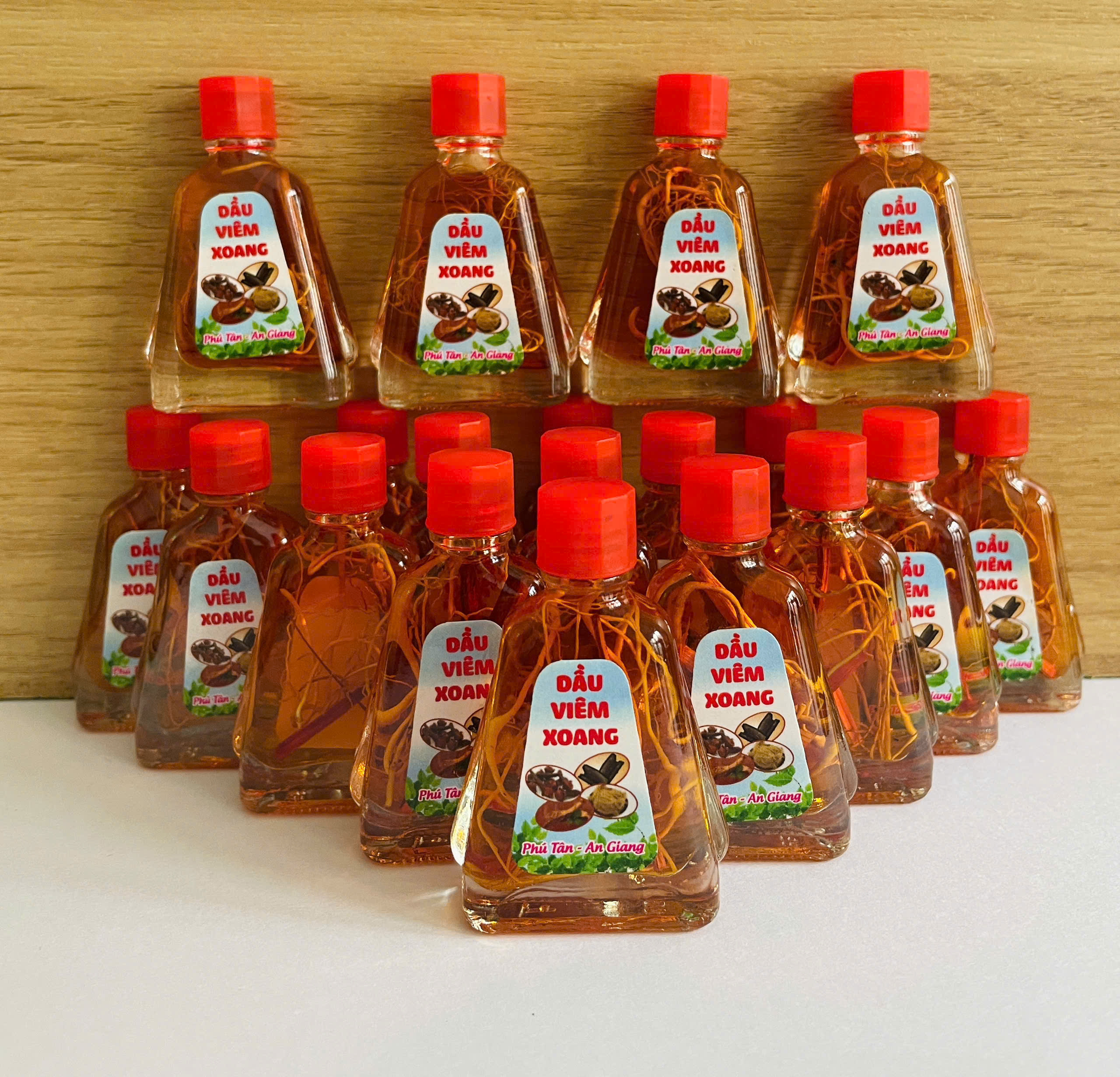 CHUẨN LOẠI 1 DẦU XOANG AN GIANG GIÚP GIẢM ĐAU ĐẦU, V I E M XOANG TỨC THÌ CHAI LỚN 7ml