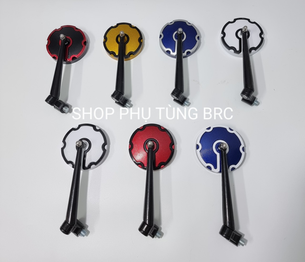 Kiếng chiếu hậu tròn hoa văn