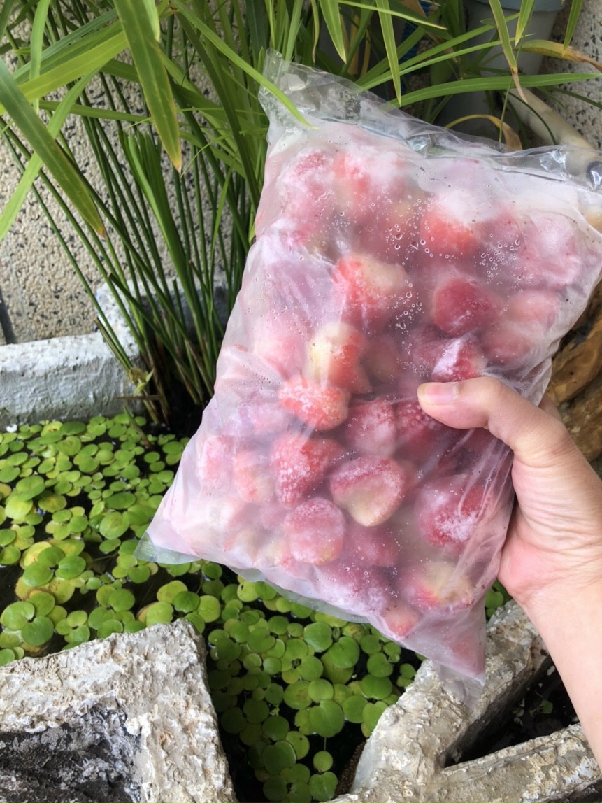 GIAO HỎA TỐC HCM Dâu tây đông lạnh dâu tây cấp đông- 1kg- Trái Cây Cười