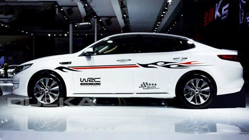 Decal tem dán sườn xe Kia Cerato - Hàng tự thiết kế theo đơn đặt hàng
