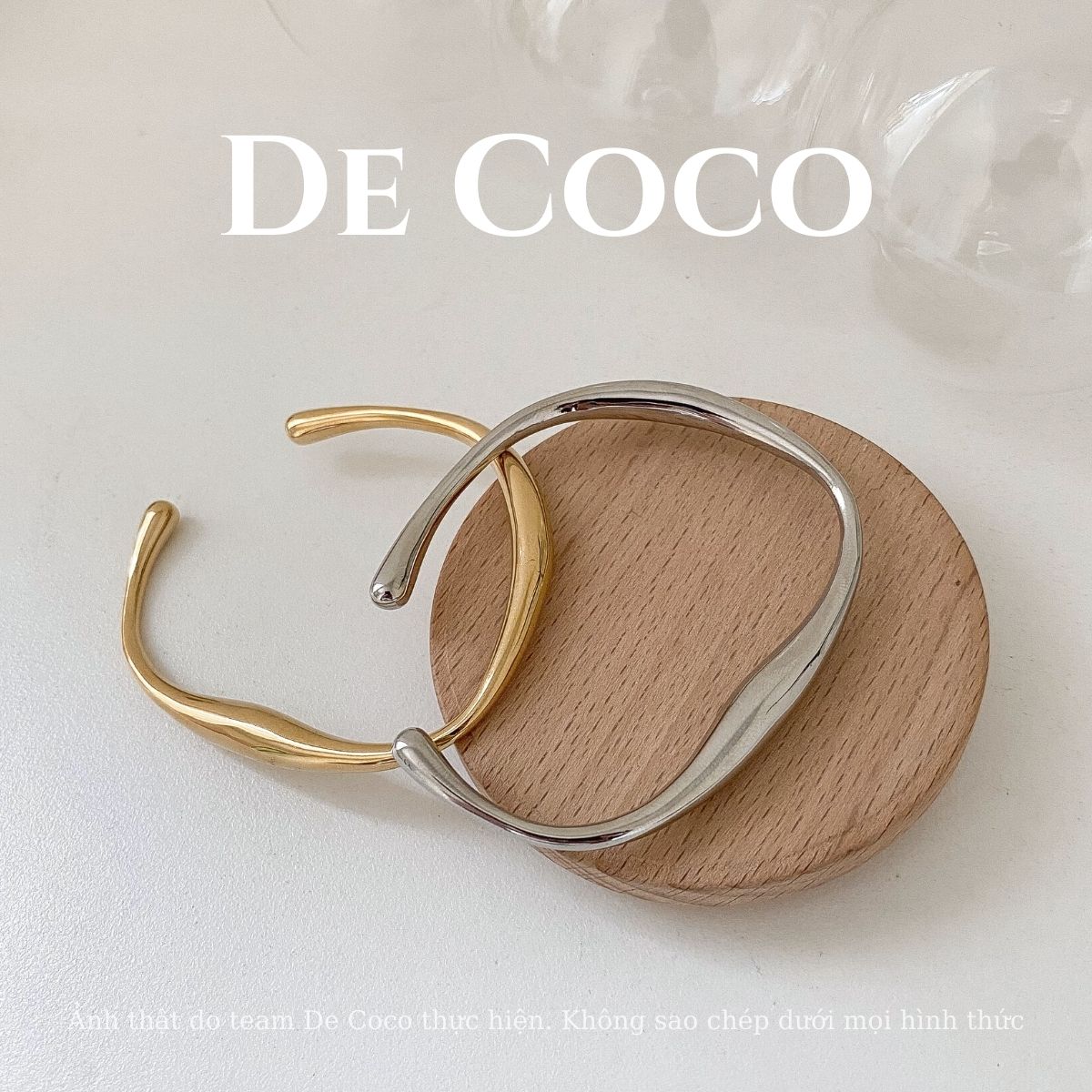 Vòng tay, lắc tay nữ cuff uốn lượn Bezel De Coco