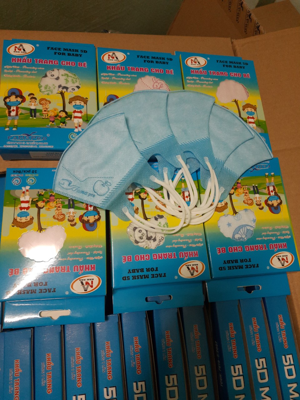 Combo 2 hộp khẩu trang em bé 3d màu xanh nam anh 1-4 tuôi