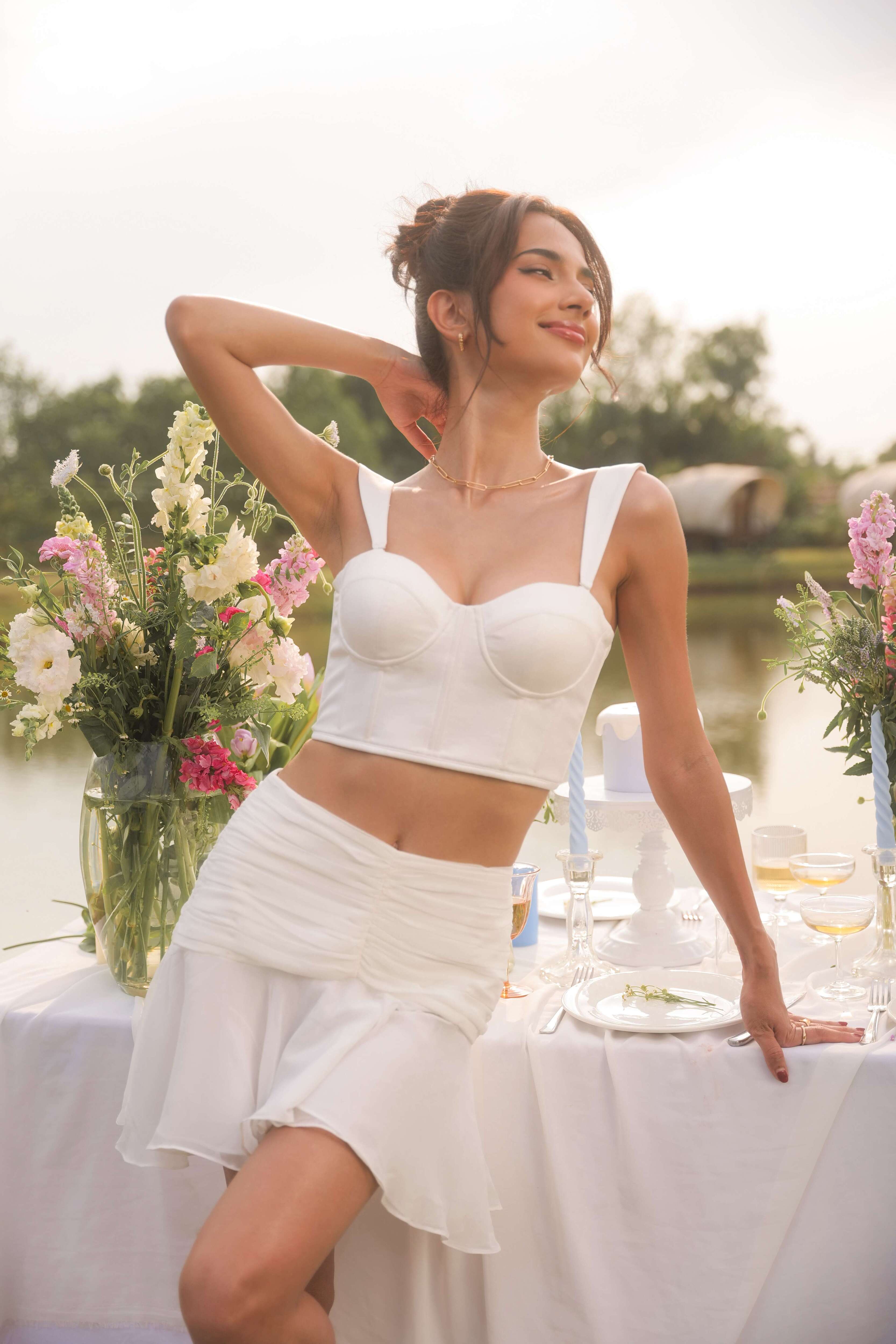 Daphale - áo corset vải mềm tôn dáng ora top birthday collection