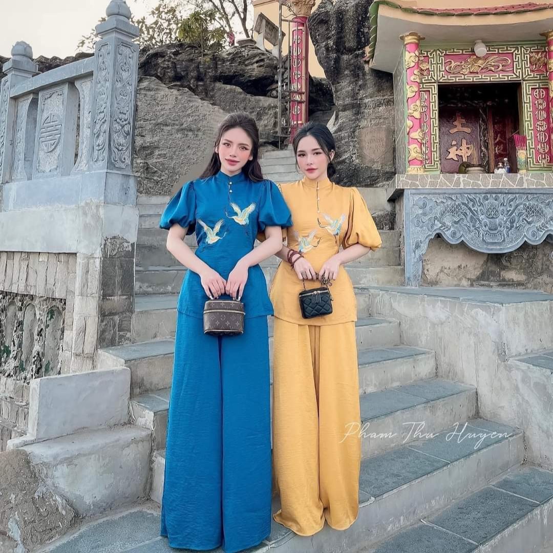 Set đồ lam đi chùa thêu hạc