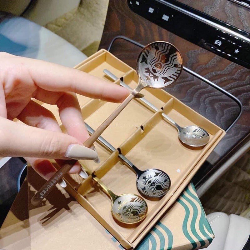 Set 4 thìa muỗng starbucks kèm hộp sang chảnh