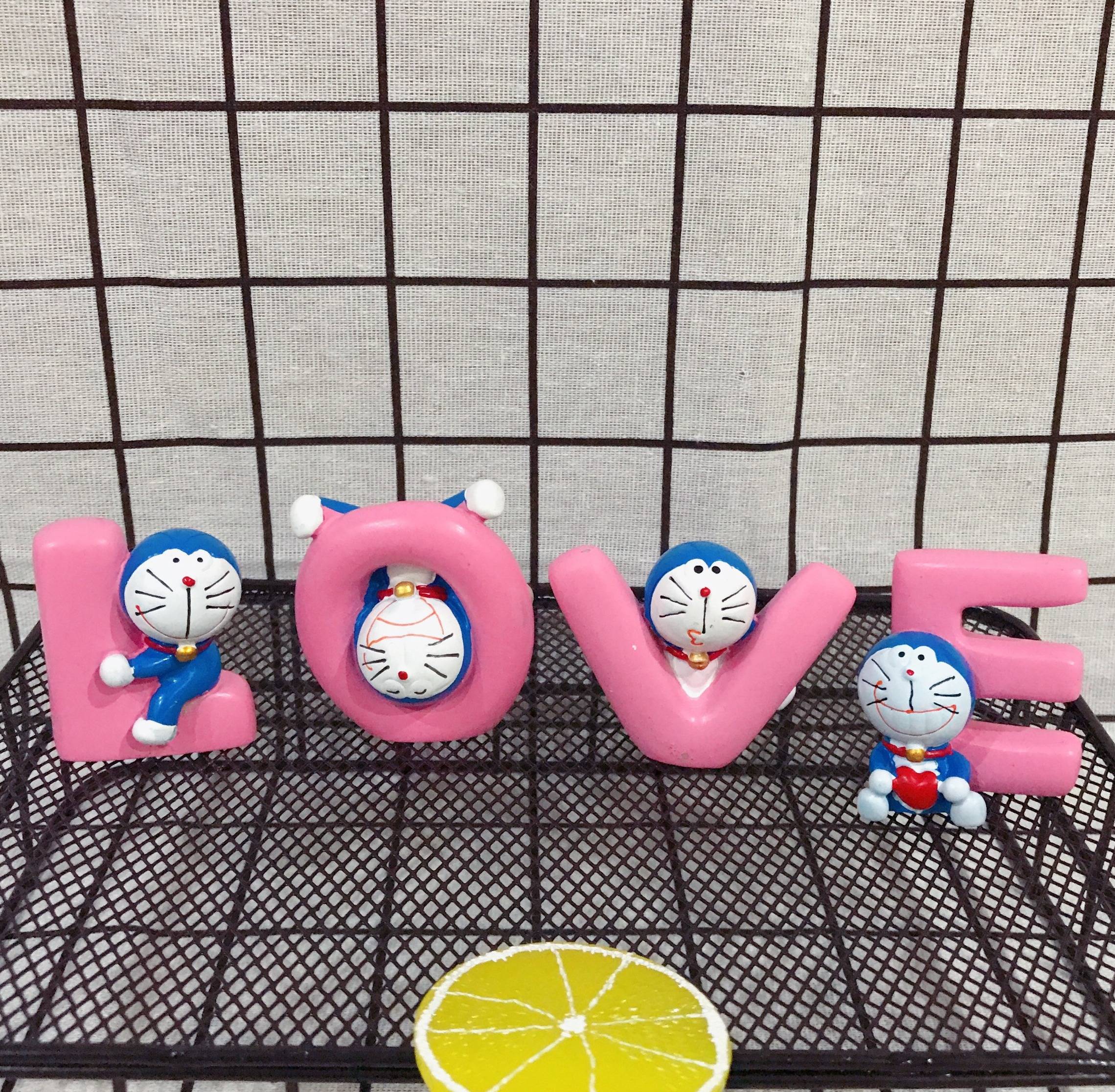 Bộ mô hình chữ love to doremon doraemon