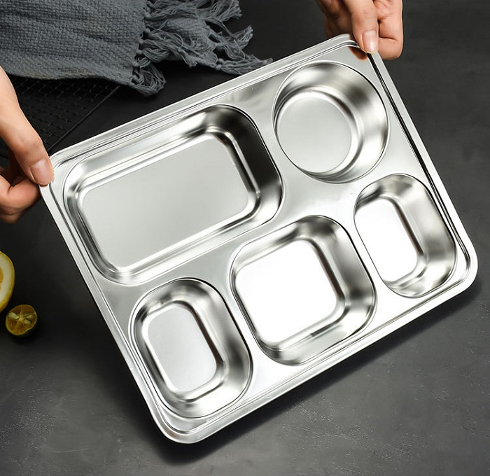 Khay cơm inox 5 ngăn thích hợp cho suất ăn công nghiệp, cơm văn phòng, cơm công nhân, học sinh…