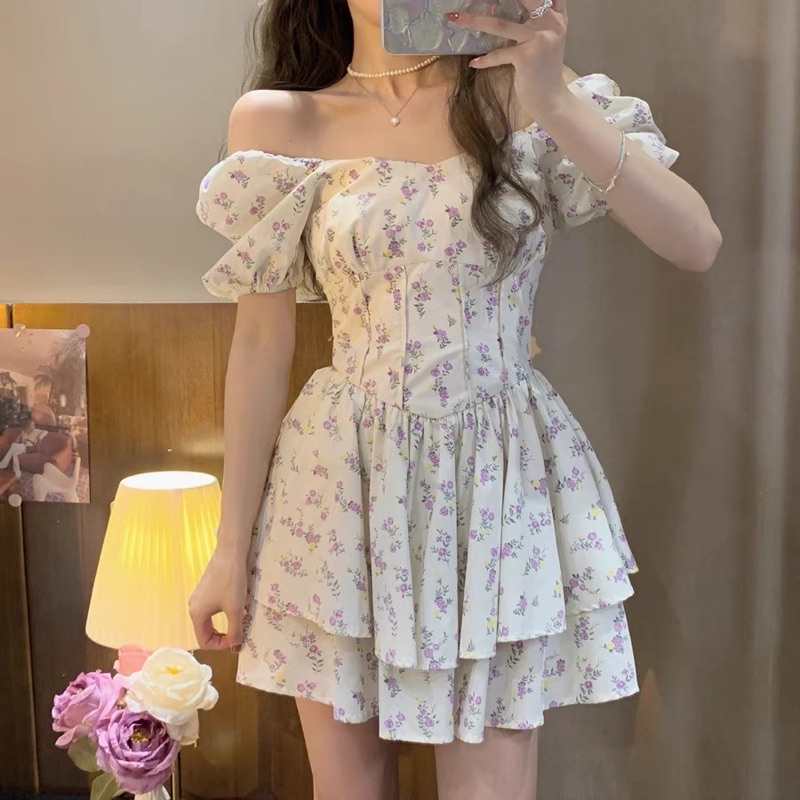 Đầm hoa nhí ngắn tay bồng dáng xòe 2 tầng chiết eo xinh xắn