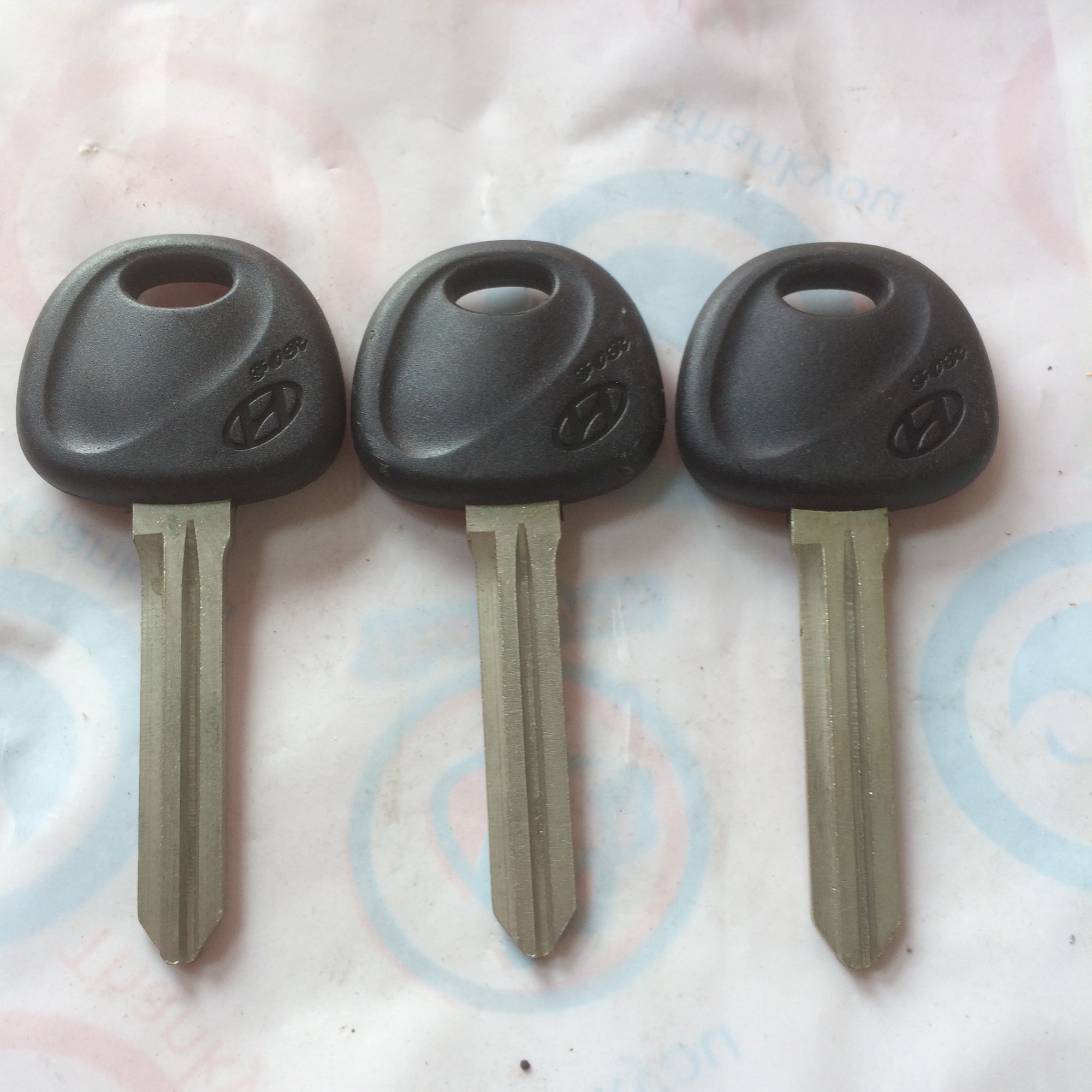 Phôi chìa khoá xe HYUNDAI loại rảnh phải ( combo 3 chìa loại không vai )