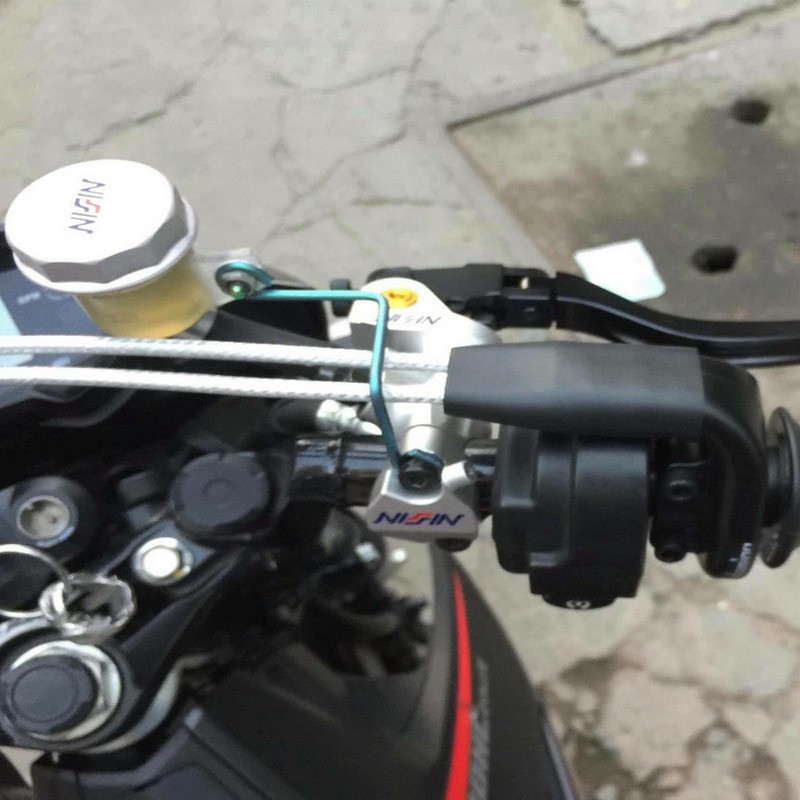 Bát bình dầu titan chuẩn GR5 gắn bình dầu rời các dòng xe honda - yamaha - suzuky