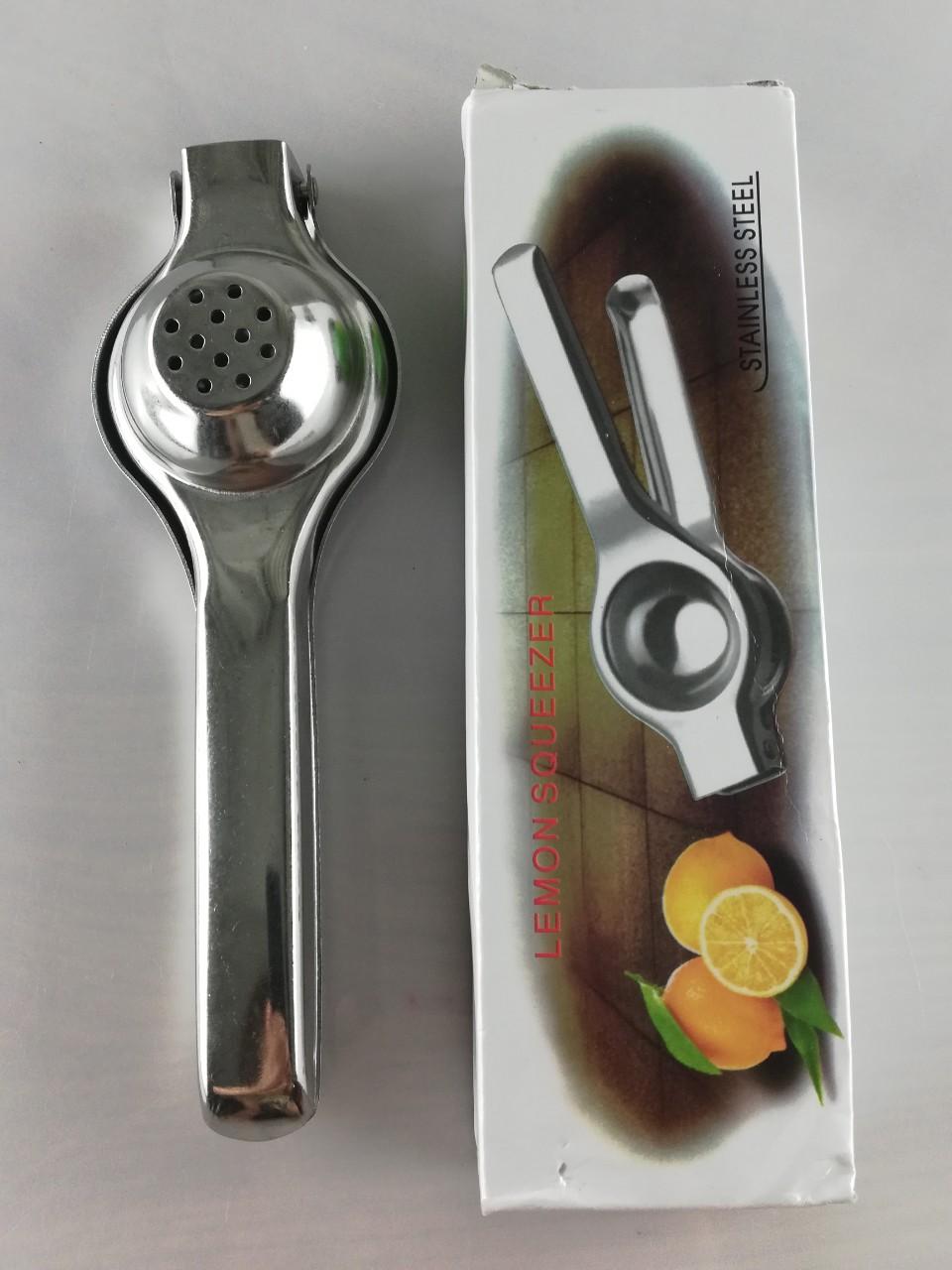 Dụng cụ vắt chanh Inox tiện dụng