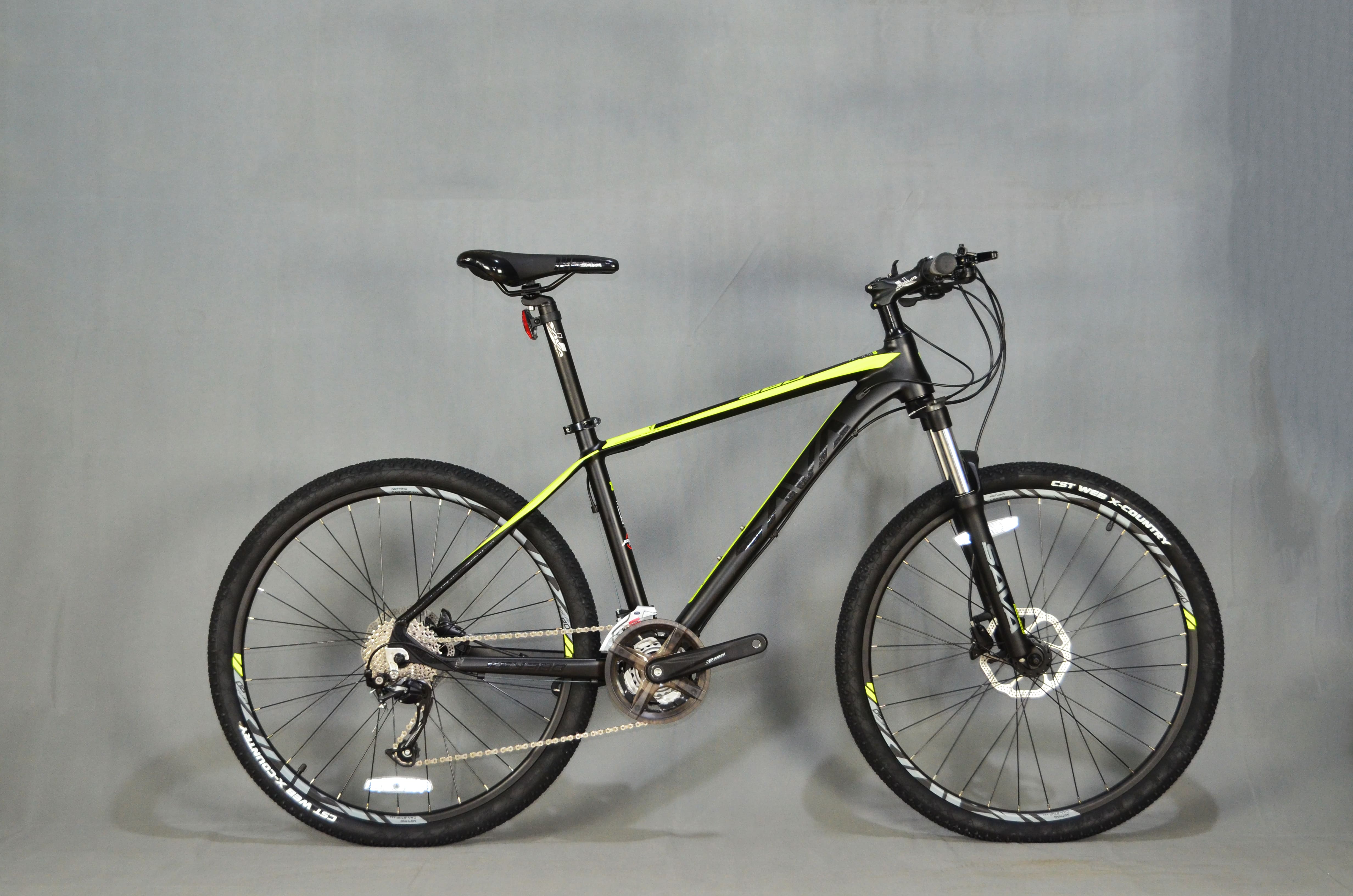 Xe Đạp Địa Hình ĐỨC SAVA Pro380s, khung nhôm cao cấp không mối hàn mịn, tem phản quang, groupset Shimano Altus 27 tốc độ, phuộc dầu có khóa điều khiển từ xa trên tay lái, phanh dầu shimano