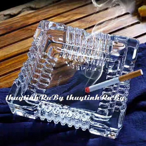 Gạt tàn thuốc thủy tinh vuông deli yg1016 siêu đẹp
