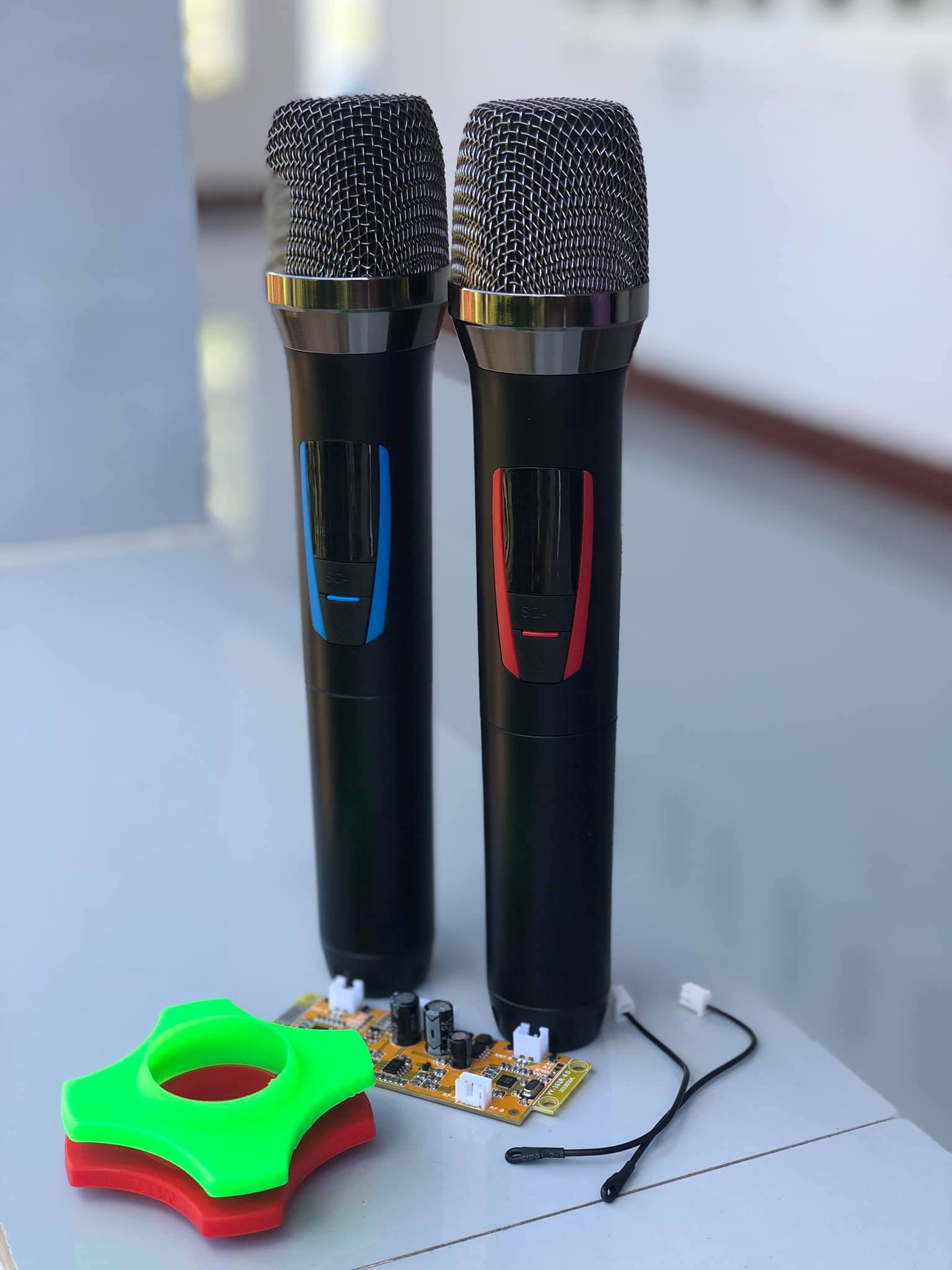 Micro không dây loa kéo uhf