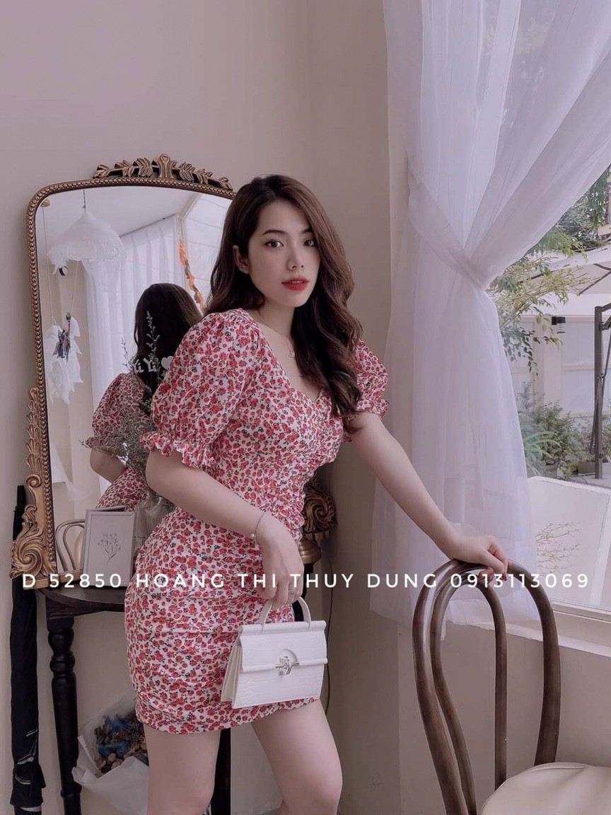 Đầm Voan Hoa Nhí Body Thiết Kế Mới Cổ V Thân Nhún Xinh Xắn TTSA0761