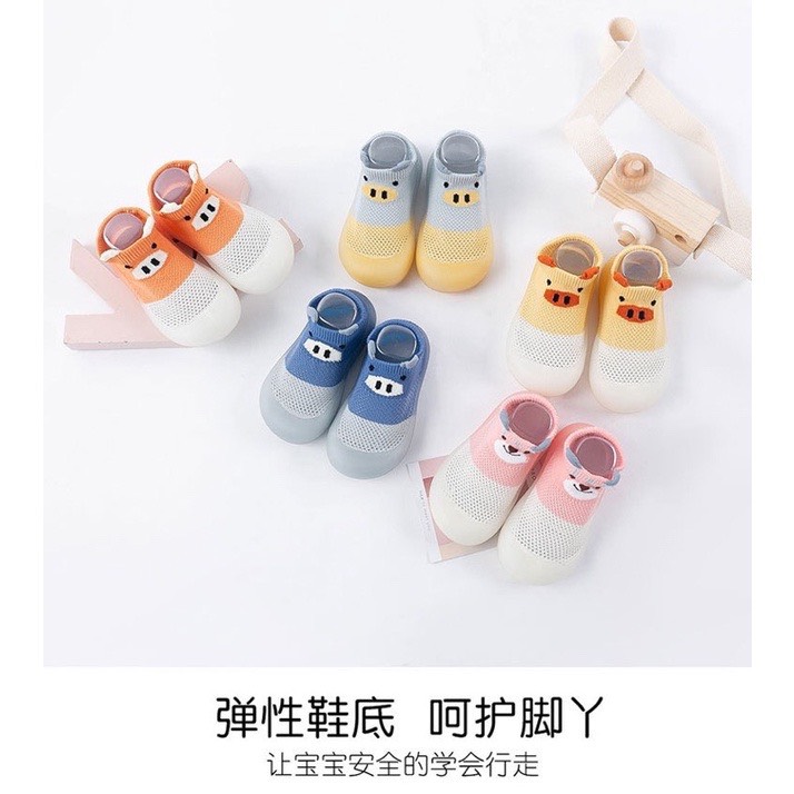 Giày bún tập đi chống trượt cho bé, hình thú đáng yêu mềm mại