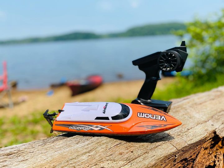 Cano tàu thuyền điều khiển udi001 udi901 9001 001 venom ca nô tốc độ cao 30 km/h cano udi9001 901 rc chống lật high speed cao cấp