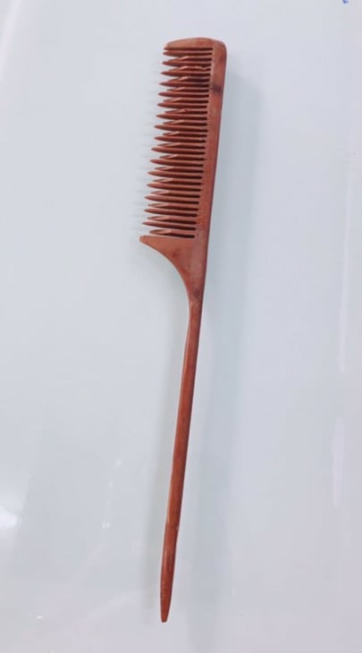 Lược nhọn đánh rối