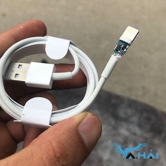 Cáp sạc foxcomn cho iphone 6 trở lên. sac bền và ổn định.