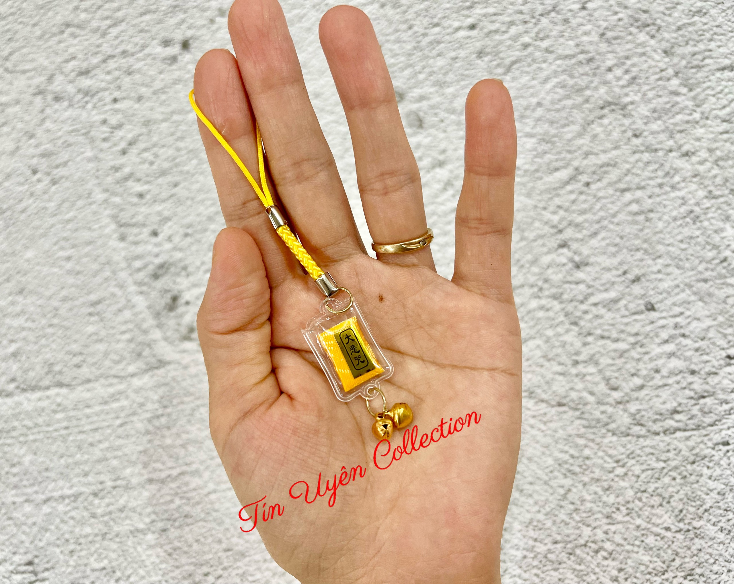 Dây treo điện thoại chú đại bi cầu bình an may mắn