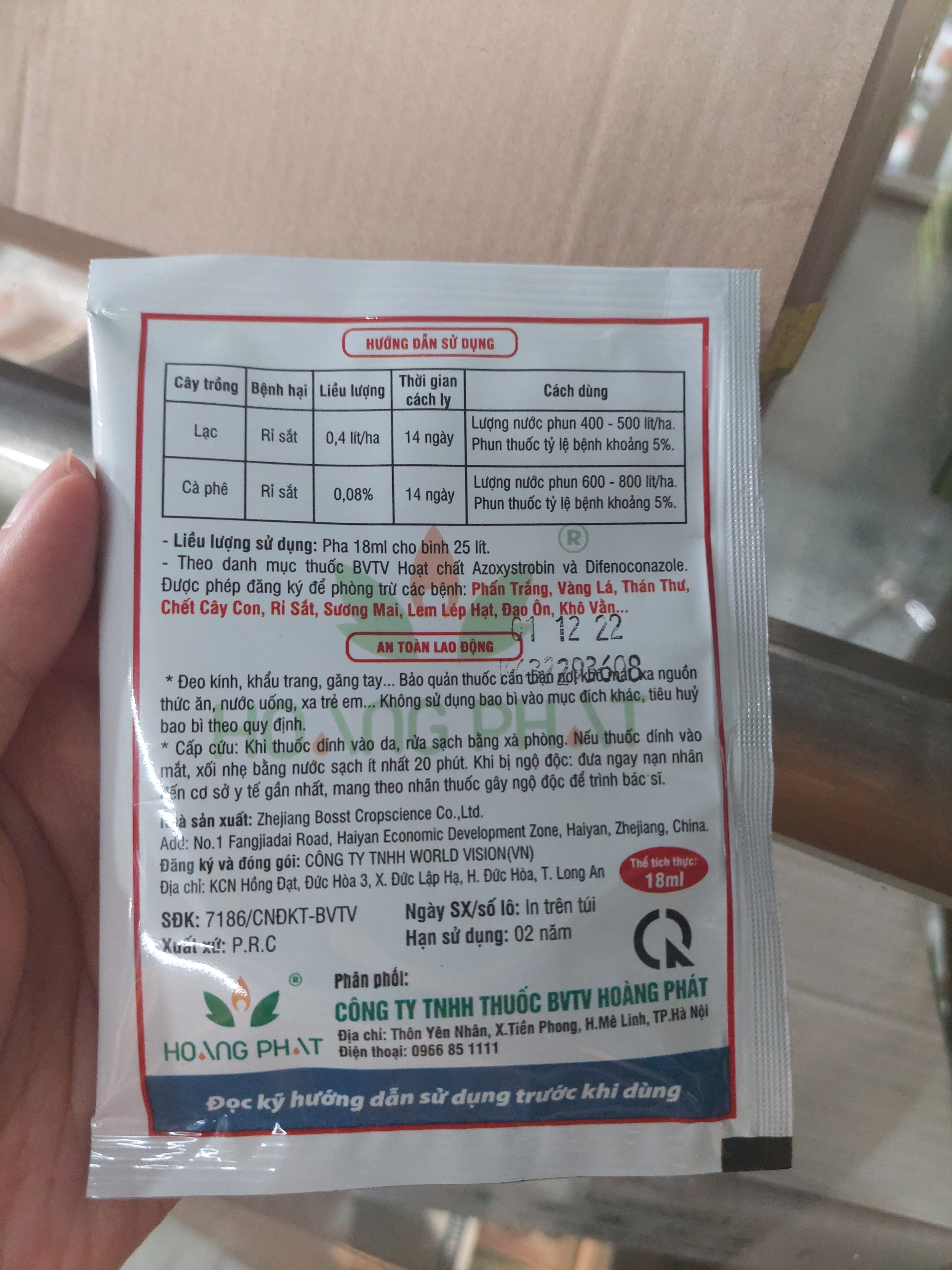 thuoc-tru-benh-top-888-dac-tri-than-thu-phan-trang-vang-la-ri-sat-ghe-seo-goi-18ml-2 thuoc-tru-benh-top-888-dac-tri-than-thu-phan-trang-vang-la-ri-sat-ghe-seo-goi-18ml-2