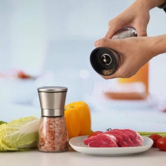Máy xay tiêu cầm tay tiện dụng