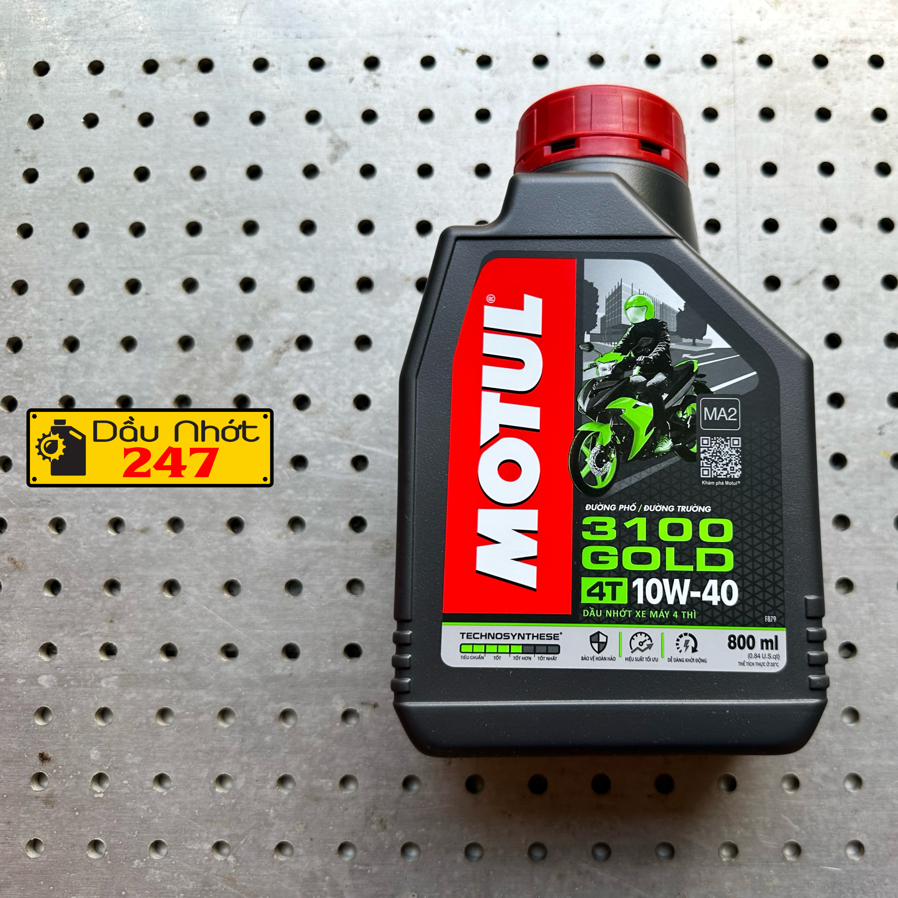 Dầu nhớt Motul Gold 3100 4T 10w40