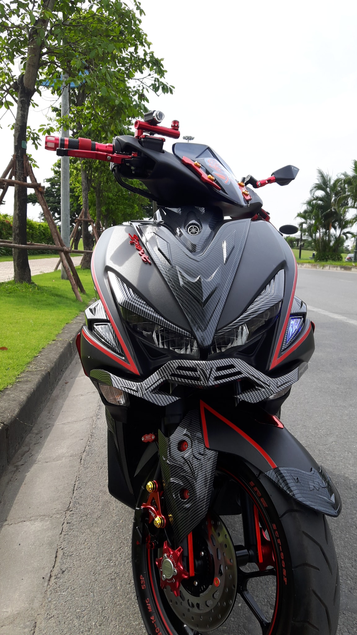 Ốp Carbon Yamaha NVX (V1) - Đời từ 2017 đến 2019 - Hàng Loại 1