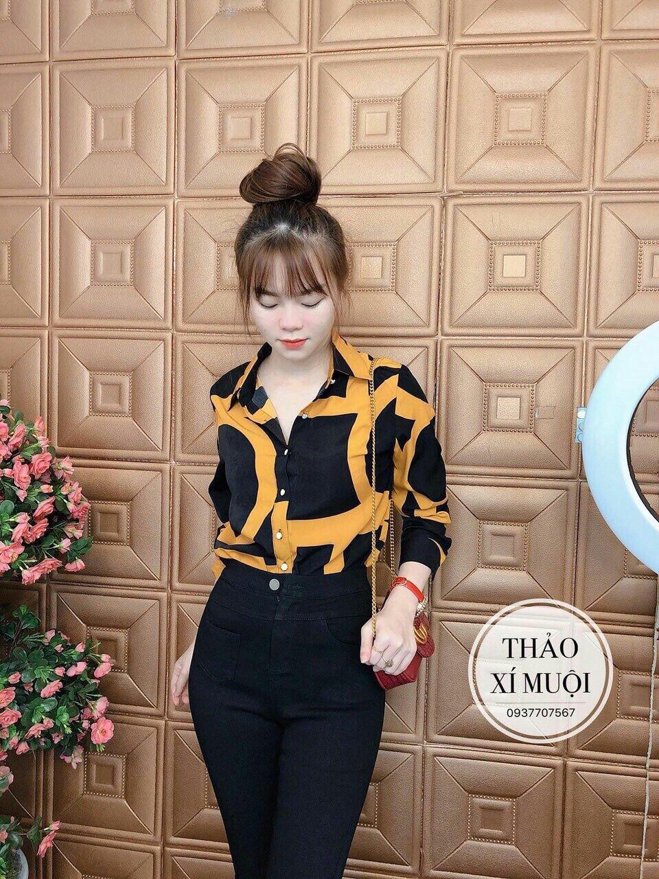 Áo sơ mi nữ in họa tiết độc lạ đẹp mắt UZU