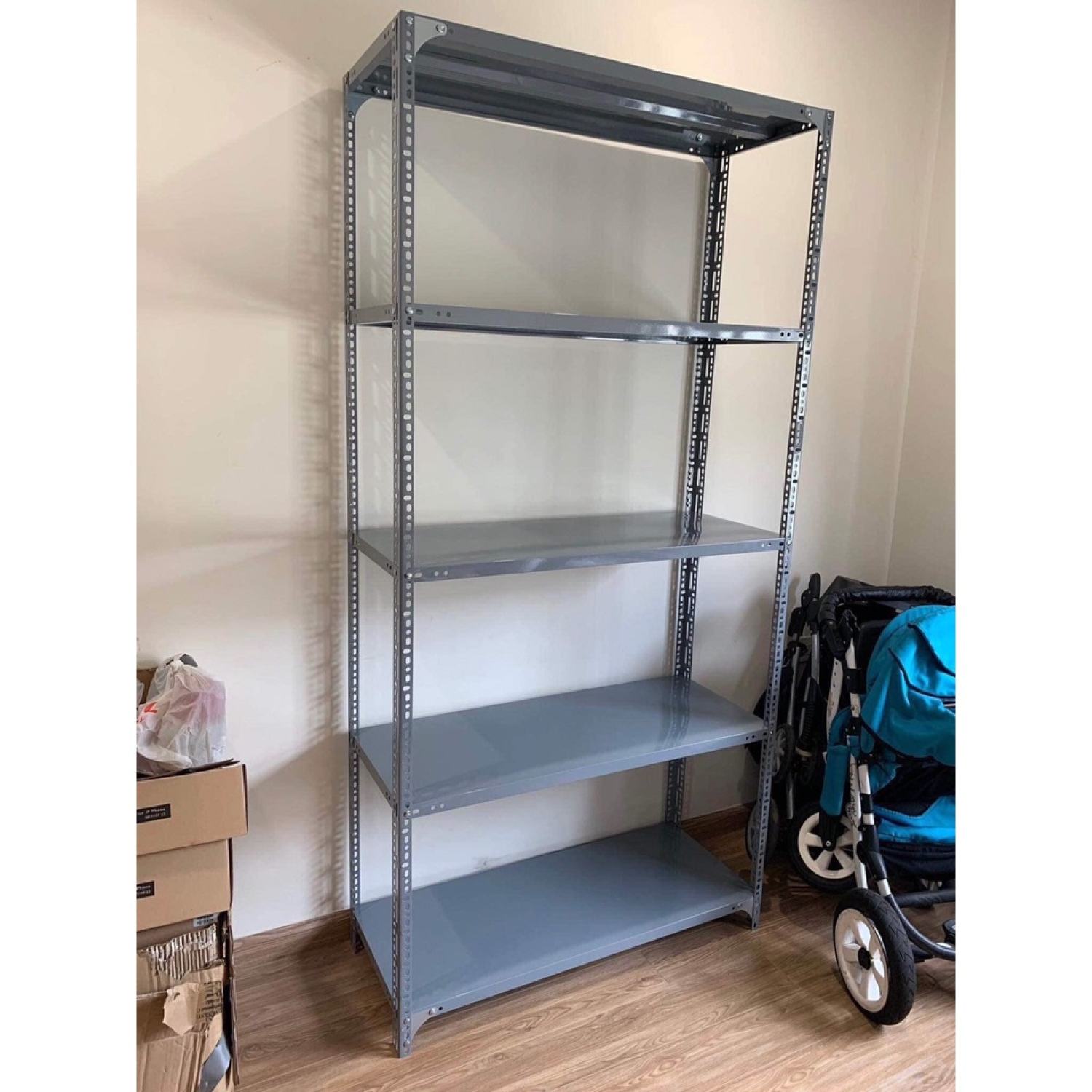 Kệ sắt v lỗ đa năng: dài 1m x rộng 30cm gồm 3 tầng, 4 tầng, 5 tầng