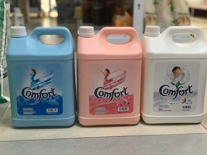 Nước xả vải comfort 5000ml malaysia