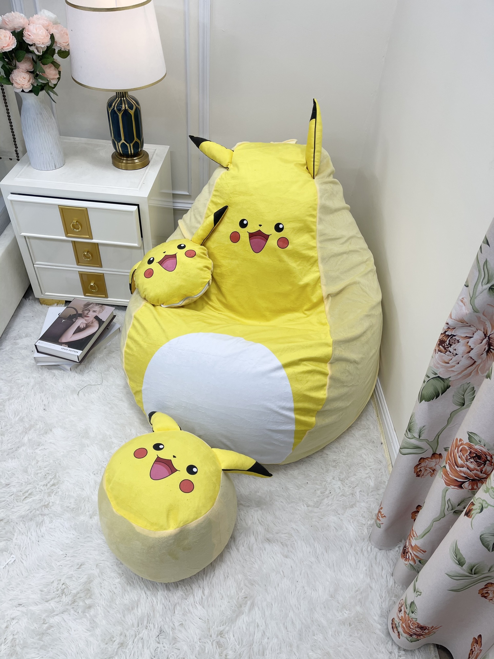 Ghế lười hạt xốp nằm thư giãn giảm đau lưng mỏi vai gáy - Hình Pikachu