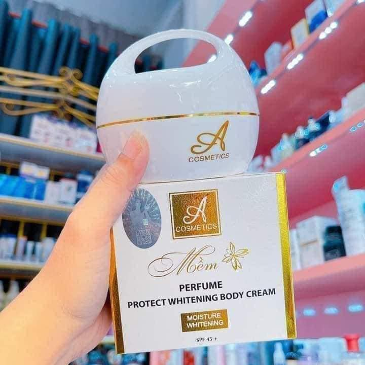 Kem dưỡng siêu trắng da body mềm chữ a