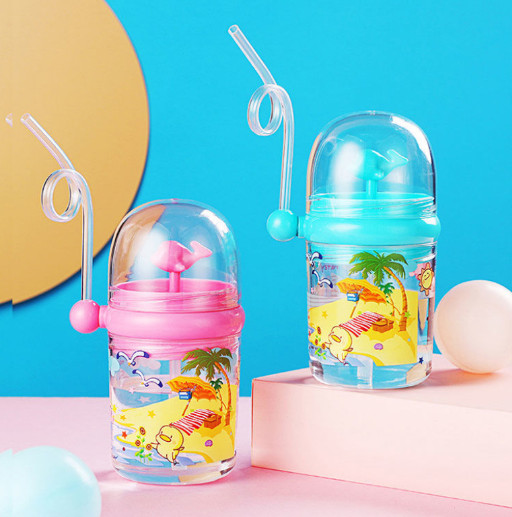 Bình uống sữa thông minh cho bé trai và bé gái chống sặc hình cá heo phun nước E100