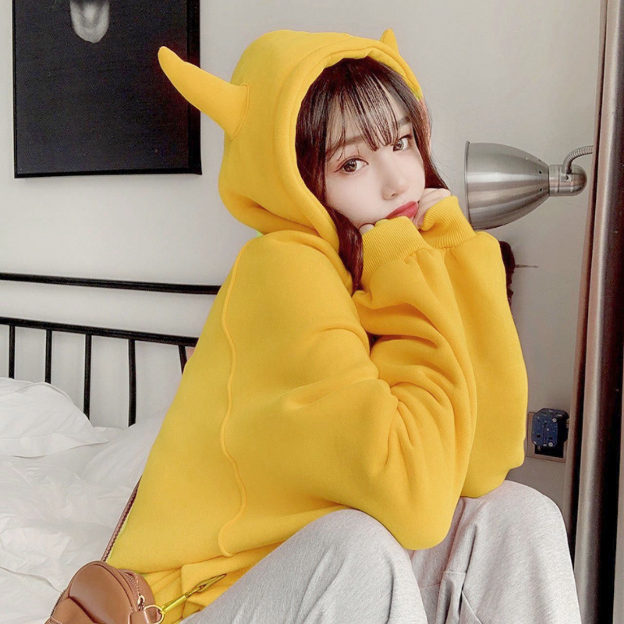 [HCM]ÁO KHOÁC HOODIE NAM NỮ MÀU VÀNG TAI NHÍ SIÊU CÁ TÍNH KIỂU DÁNG NĂNG ĐỘNG ĐƯỜNG MAY TỈ MỈ CHUẨN HÀNG SHOP THỎ TÂY SHOP94 BD18