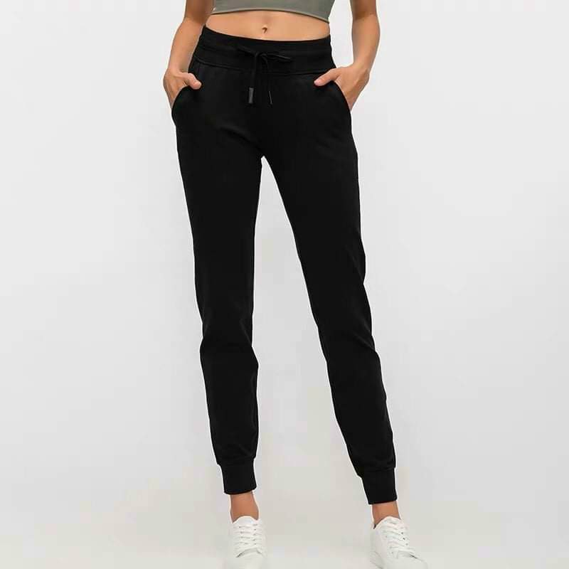 Quần jogger thể thao nữ - quần dài jogger thun 4 chiều bo gấu thời trang