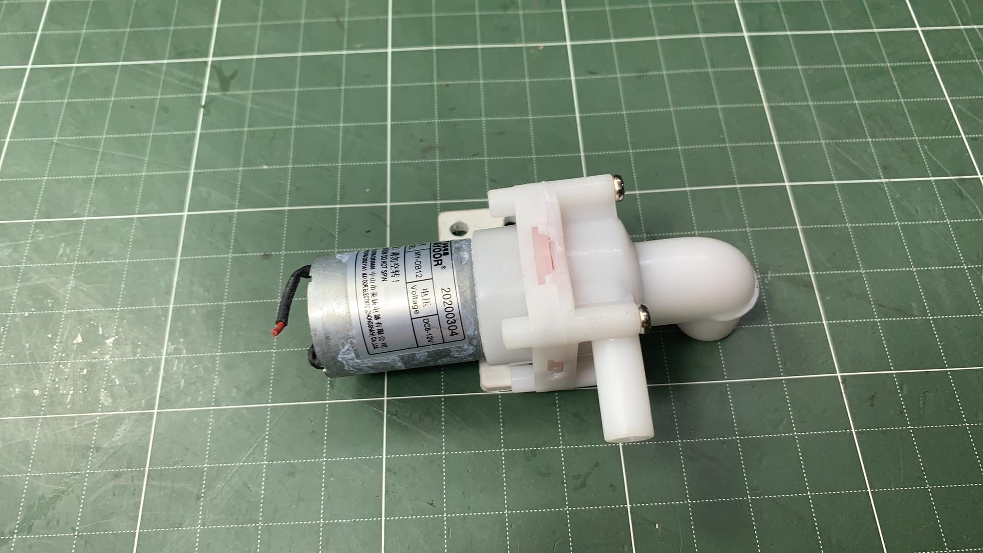Máy bơm mini 12v cực tiện lợi