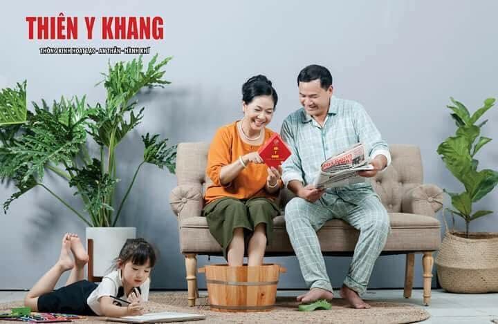 Combo ngâm và xịt hôi chân thiên y khang