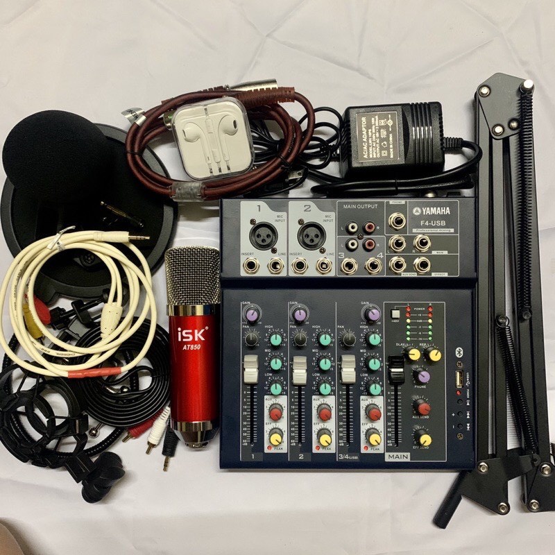 BỘ COMBO MICRO THU ÂM LIVESTREAM MIXER YAMAHA F4 KÈM MIC AT850 Có Chân Màng Dây Live Chế Dây Mic 3m bảo hành 12 tháng.