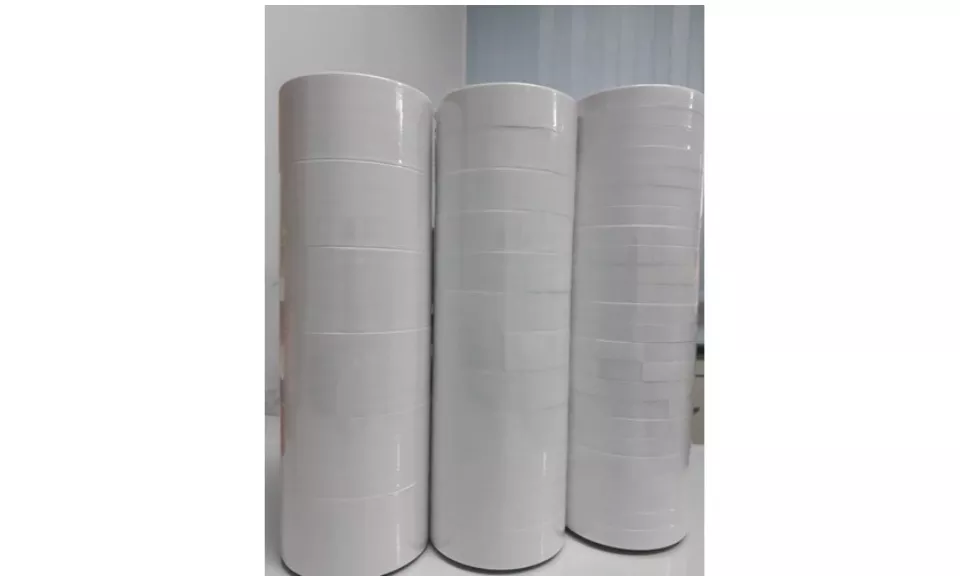 Cuộn băng dính 2 mặt các cỡ , 2,5 cm chất lượng cao