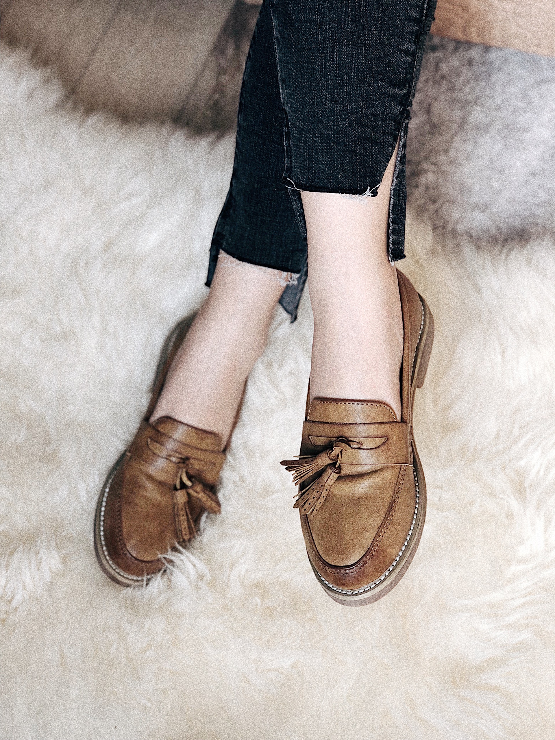 Giày Loafer Da Mềm 2 Màu Nâu Và Khói Nude  Đế Bệt Chất Cực Đẹp Mà Êm Mẫu Moca Lười Chuẩn Size Dễ Phối Đồ.